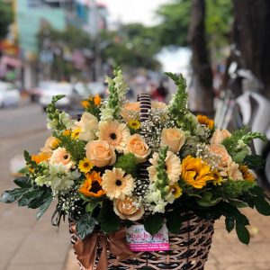 Giỏ Hoa Hạnh Phúc