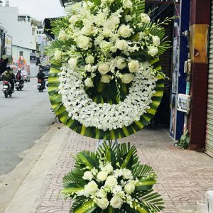 LẴNG HOA TIỄN BIỆT